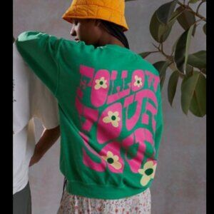 Green Graphic Women's Sweater